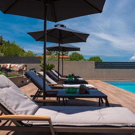 Anmian Suites Vourvourou Exterior photo