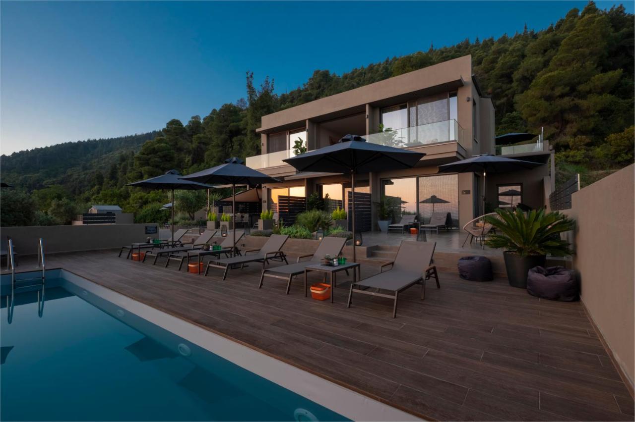 Anmian Suites Vourvourou Exterior photo