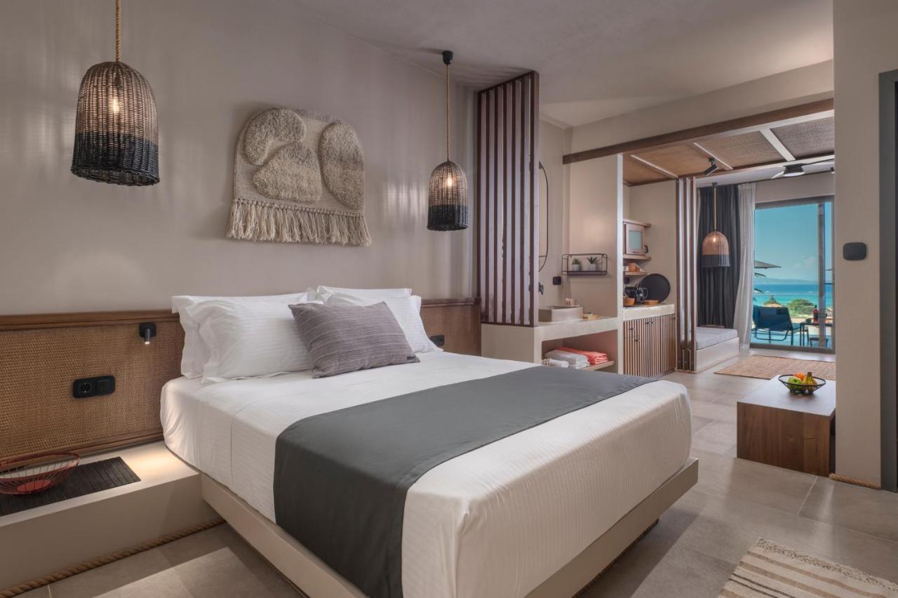 Anmian Suites Vourvourou Exterior photo