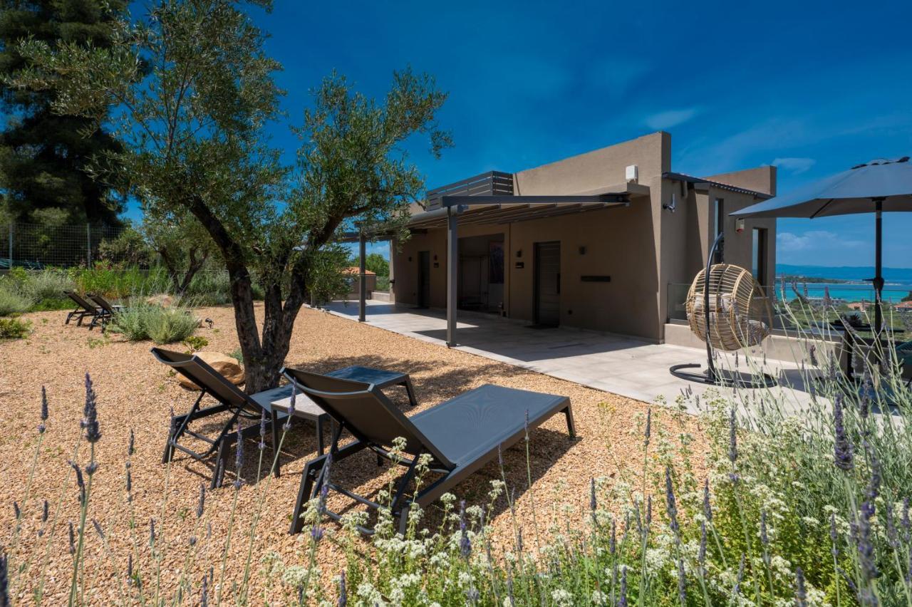 Anmian Suites Vourvourou Exterior photo