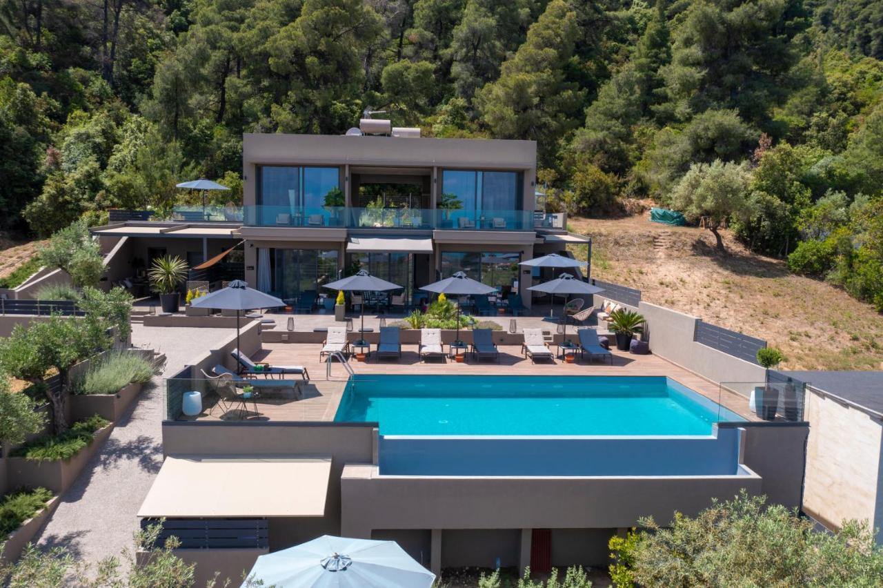 Anmian Suites Vourvourou Exterior photo